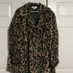 Leapard coat